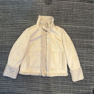 Crème colored jacket with Sherlock no lining and suede style outside